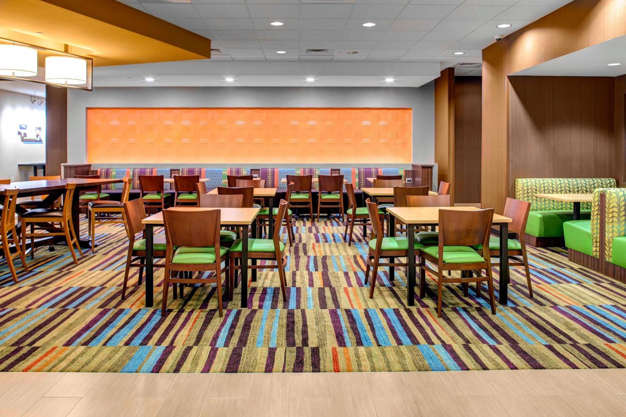 Fairfield Inn & Suites By Marriott Atlanta Stockbridge Exterior photo