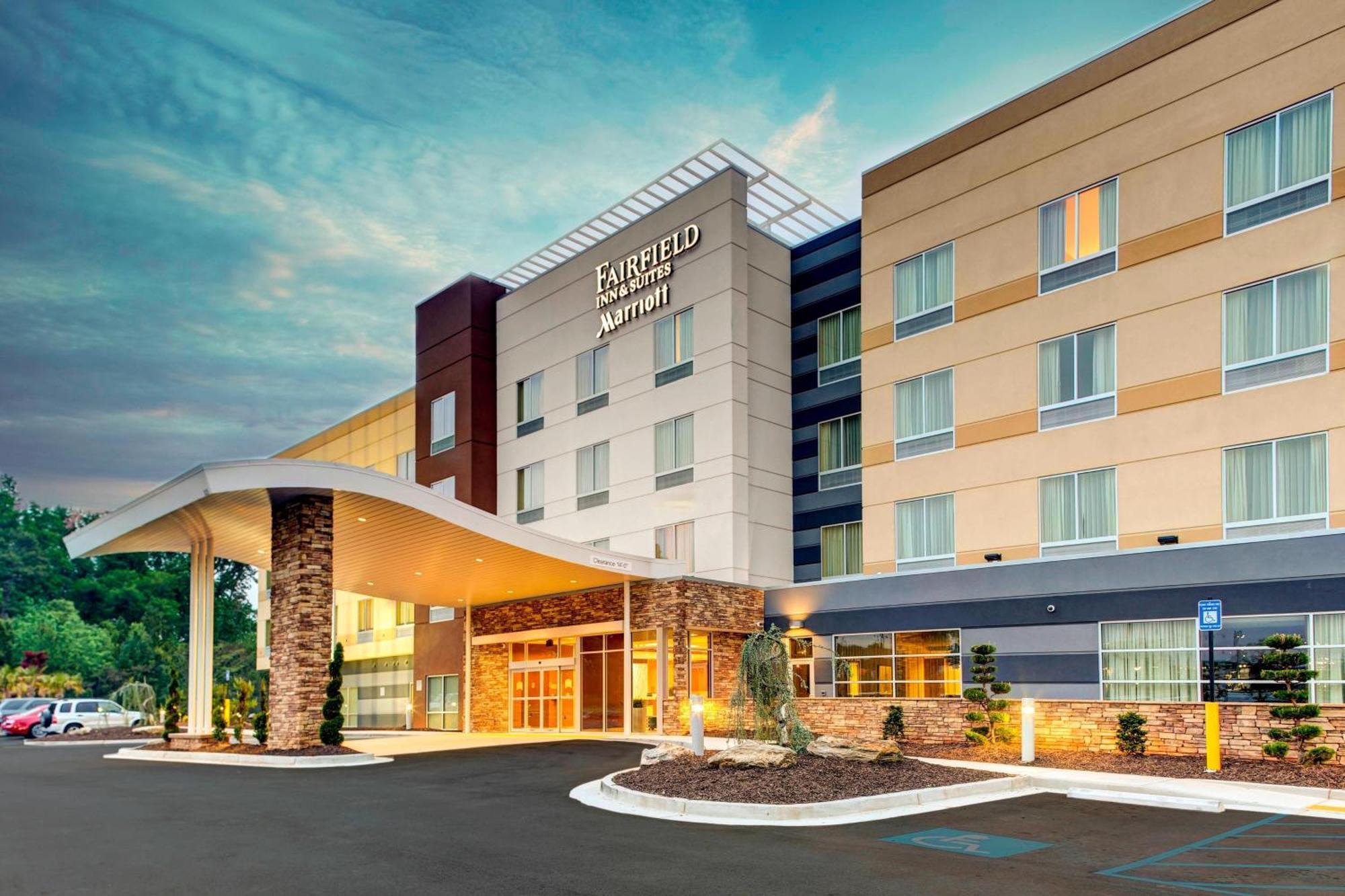 Fairfield Inn & Suites By Marriott Atlanta Stockbridge Exterior photo